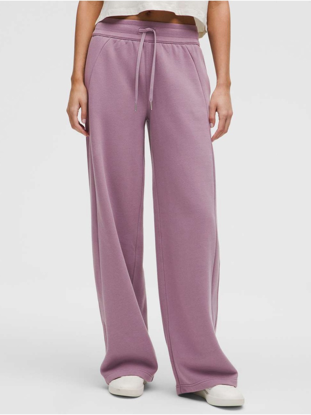 Lululemon XS NEW Scuba Mid-Rise Wide-Leg Pant *Tall
Lavender Lux